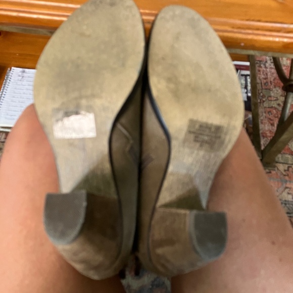 Steve Madden unworn Milaan Brown Seude Booties Sz 8 - Picture 4 of 12